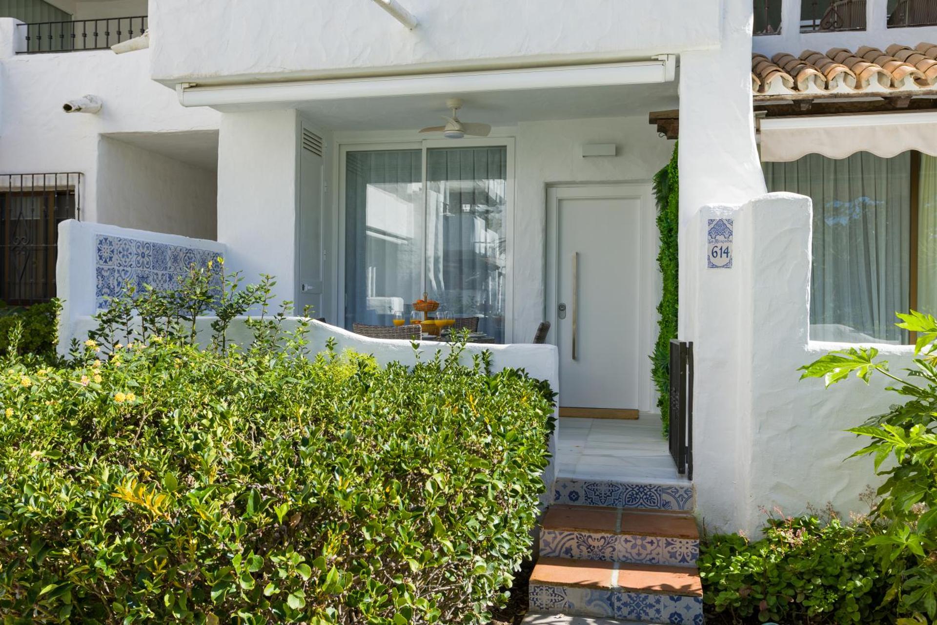 Apartamentos Urb, La Alcazaba 614 y 642 Banus Marbella