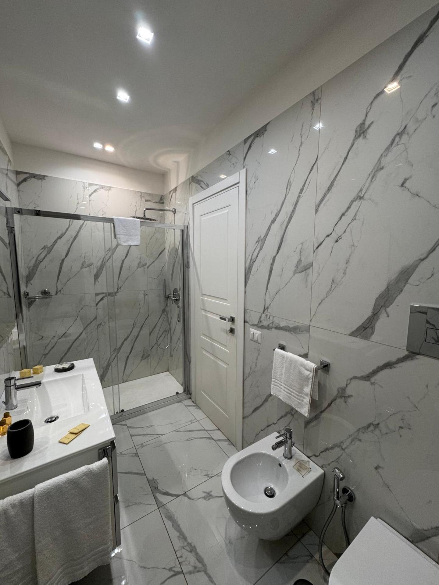 Lady Mary's Luxury Suites