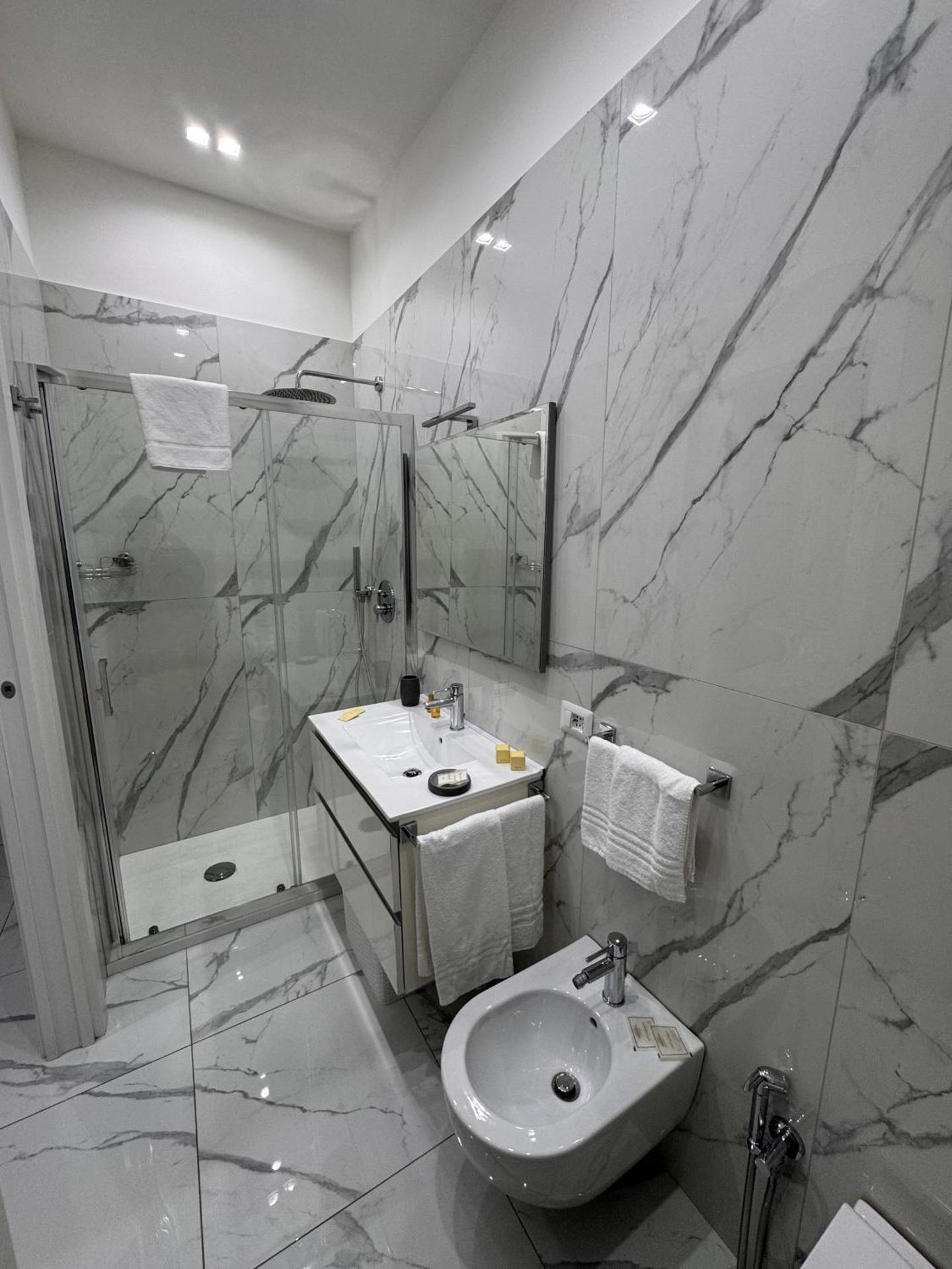 Lady Mary's Luxury Suites