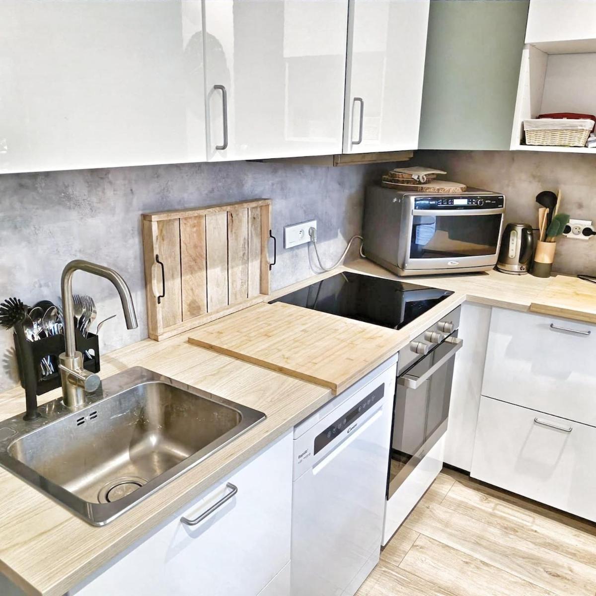 Au sommet des Ocres et des Bois - Maison T3 & Parking