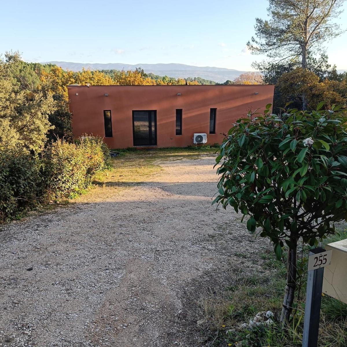 Au sommet des Ocres et des Bois - Maison T3 & Parking