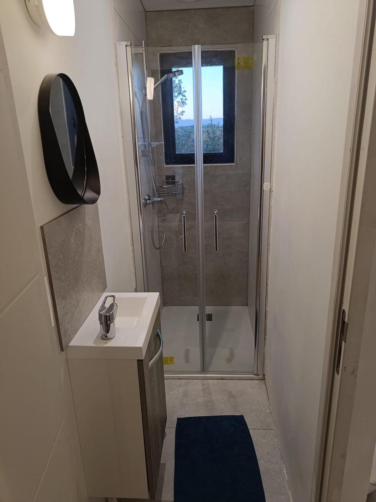 Au sommet des Ocres et des Bois - Maison T3 & Parking