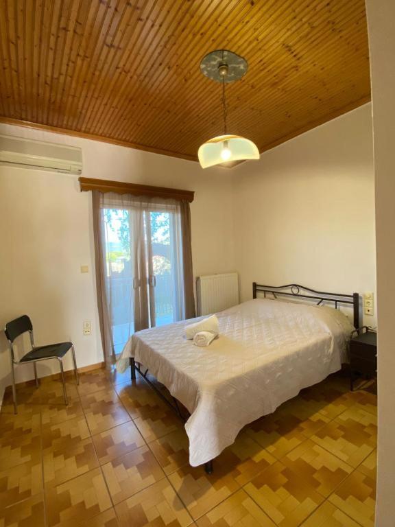 Fourlani's Apartments