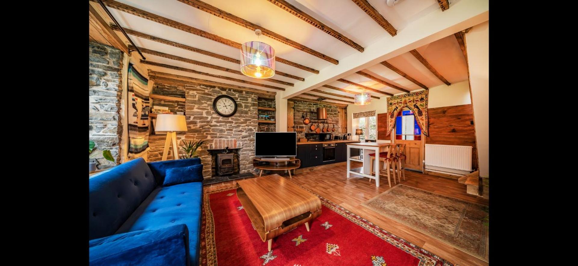 Quirky Mountain Cottage