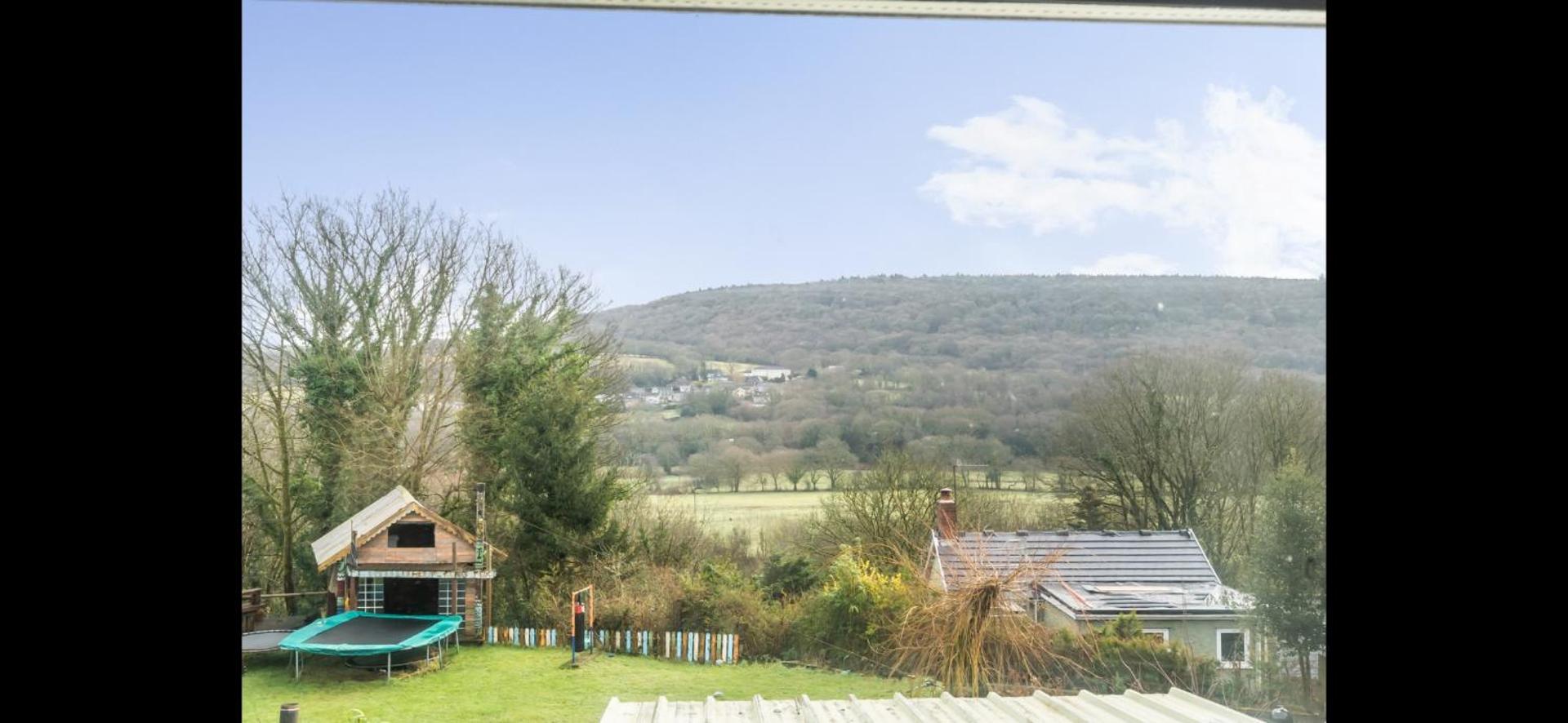 Quirky Mountain Cottage