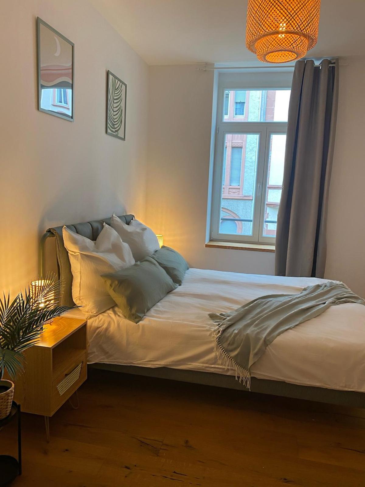 Stylish oasis central and near Frankfurt and airport