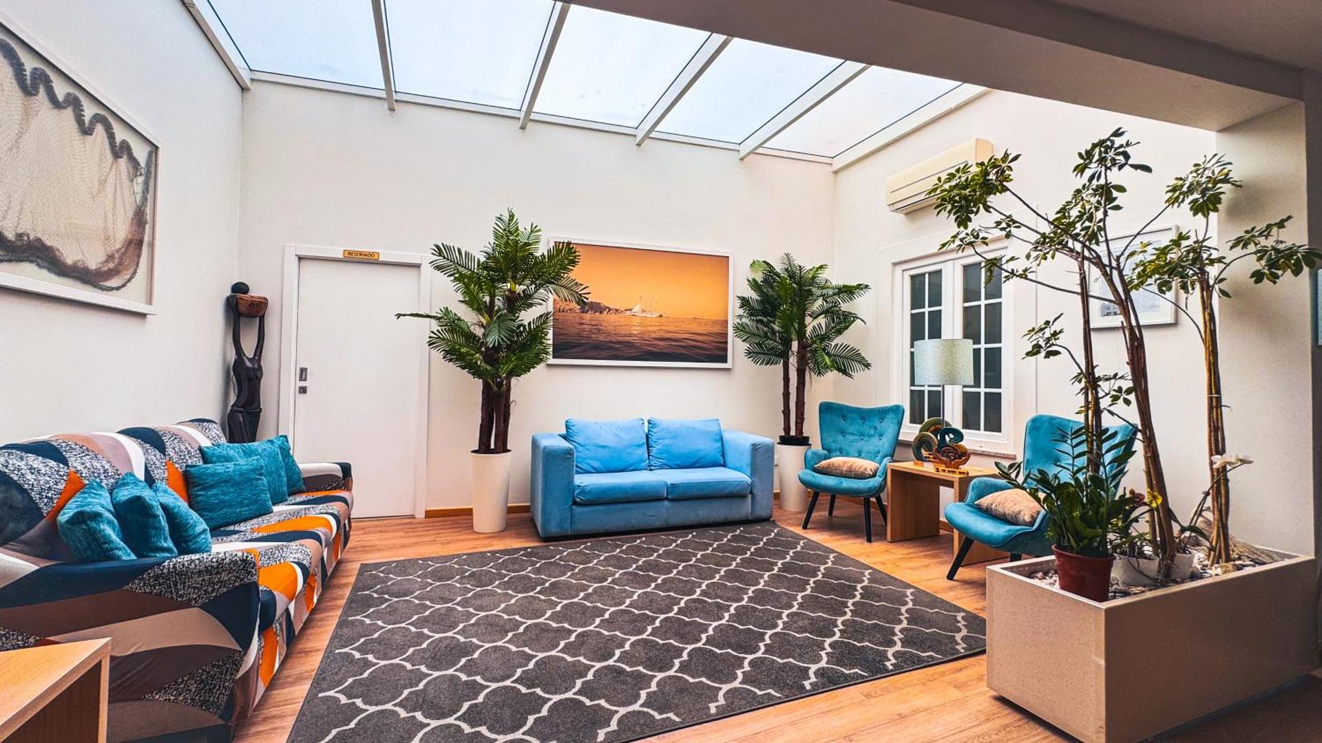 Communal lounge/ TV room