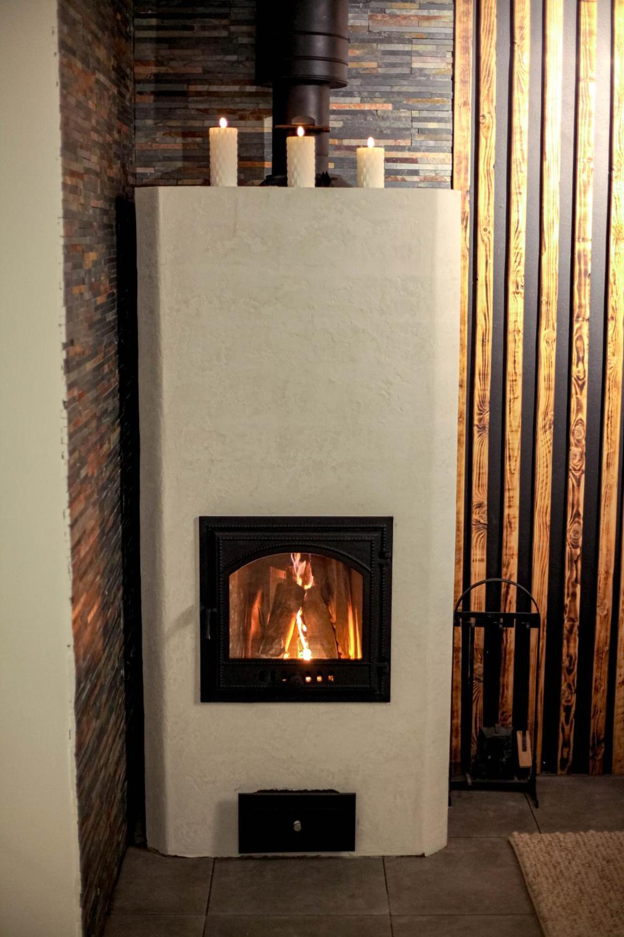 Arctic Glow Apartment 3