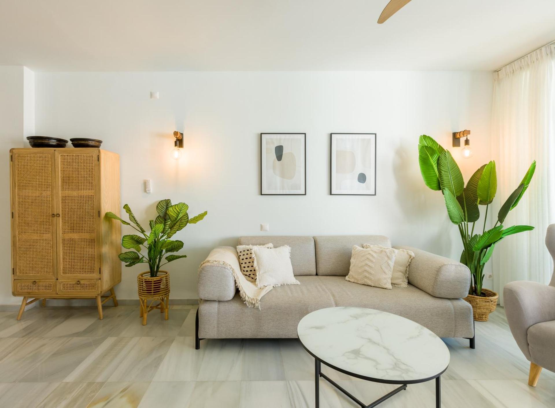 Apartamentos Urb, La Alcazaba 614 y 642 Banus Marbella