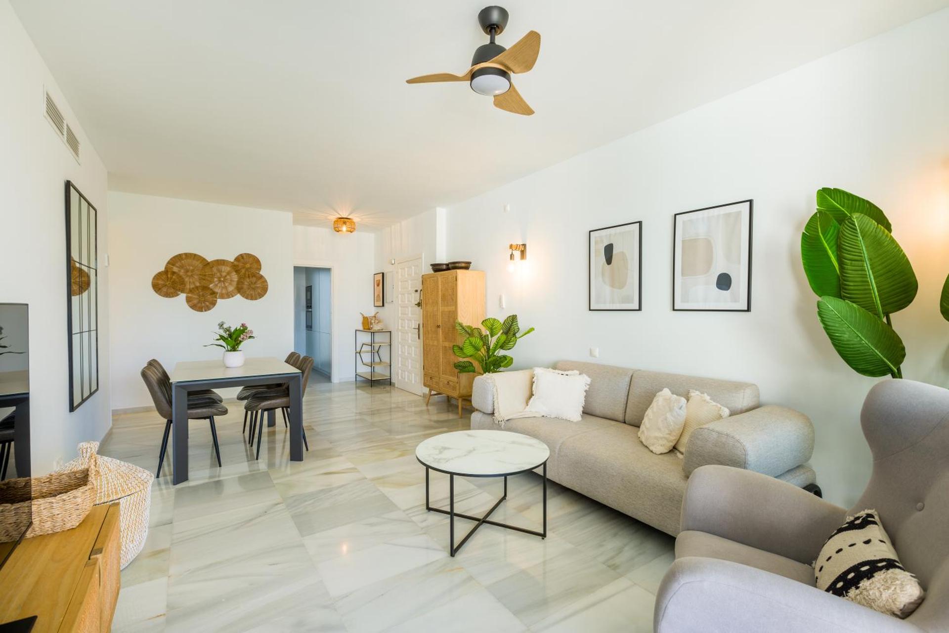 Apartamentos Urb, La Alcazaba 614 y 642 Banus Marbella