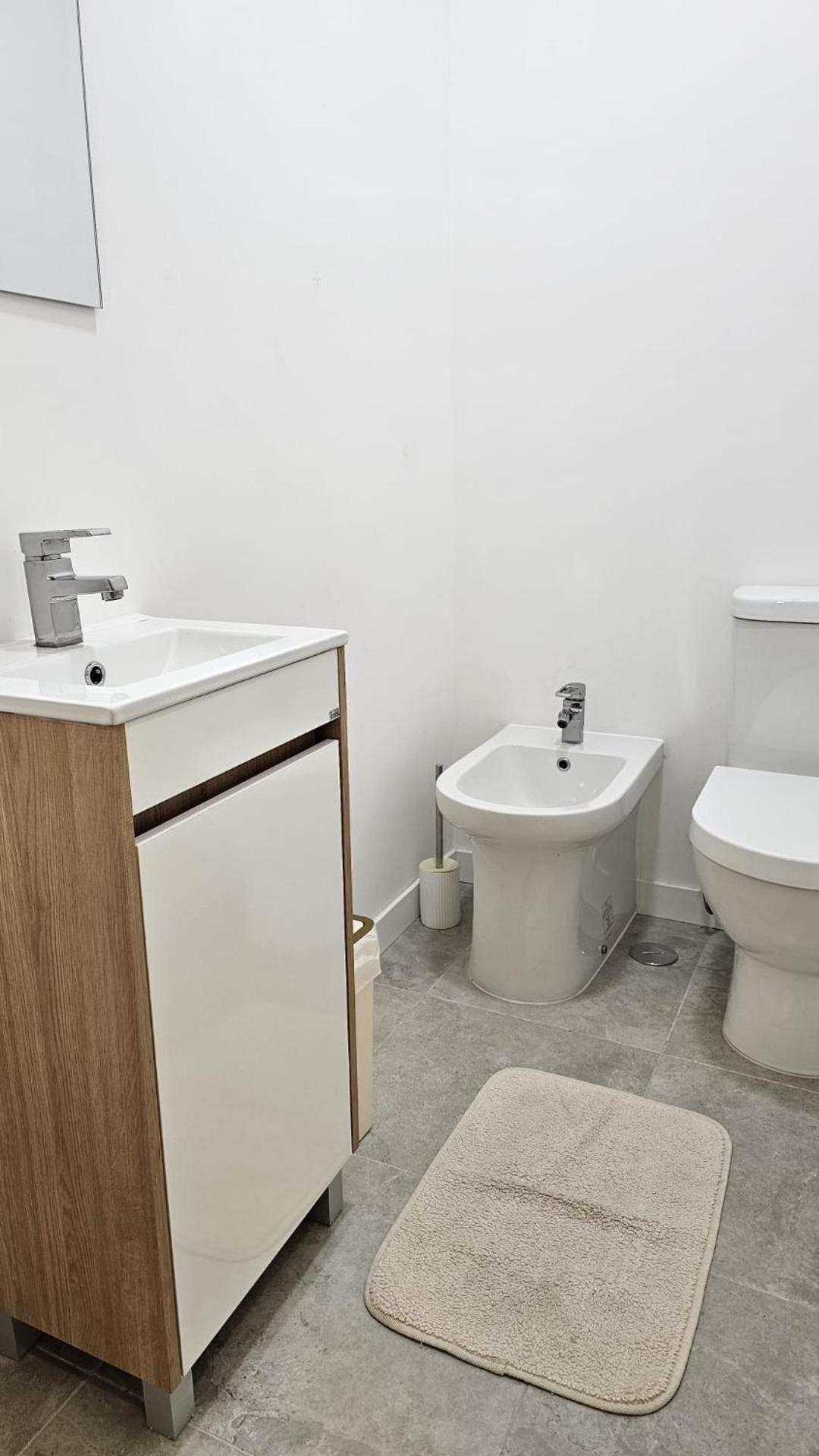 Apartamento T3 em Lisboa/ Queluz