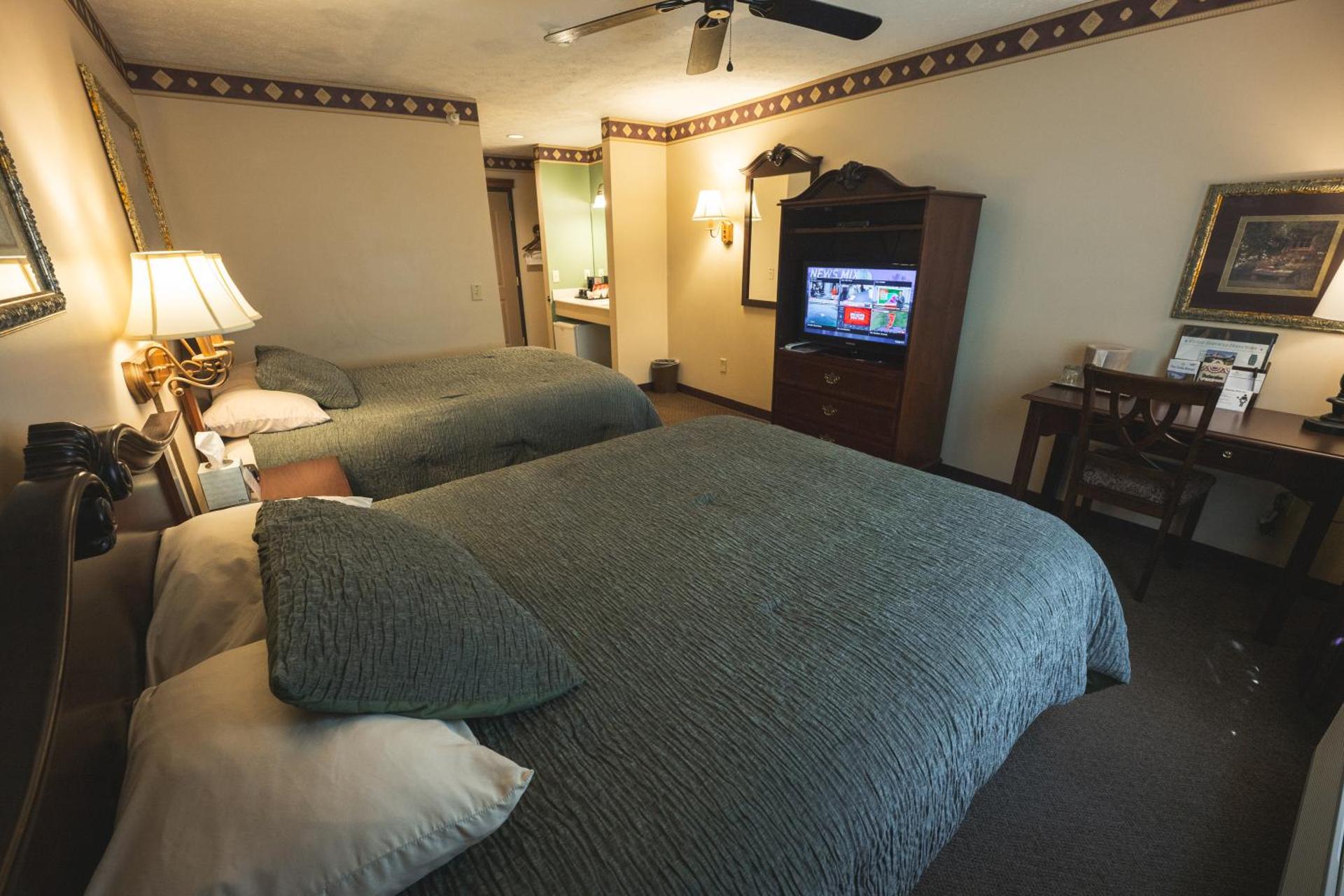 Hearthstone Inn & Suites