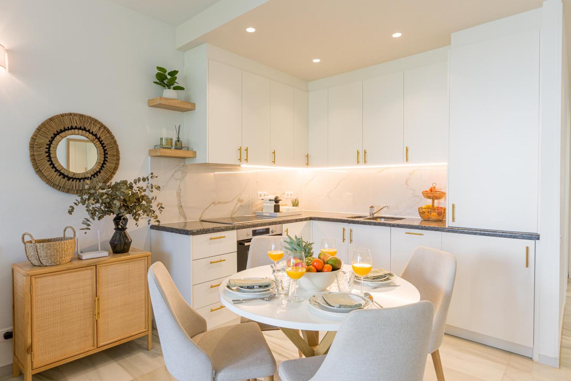 Apartamentos Urb, La Alcazaba 614 y 642 Banus Marbella