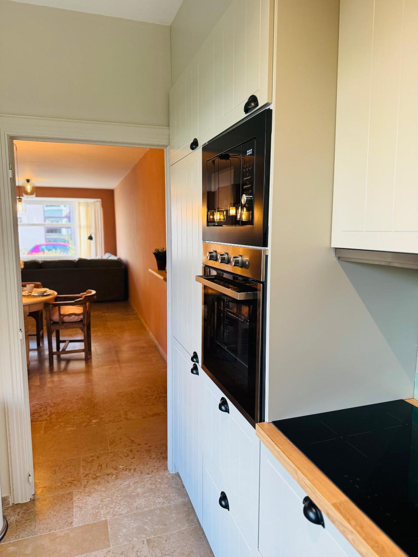 Two bedroom apartment 150m from the beach