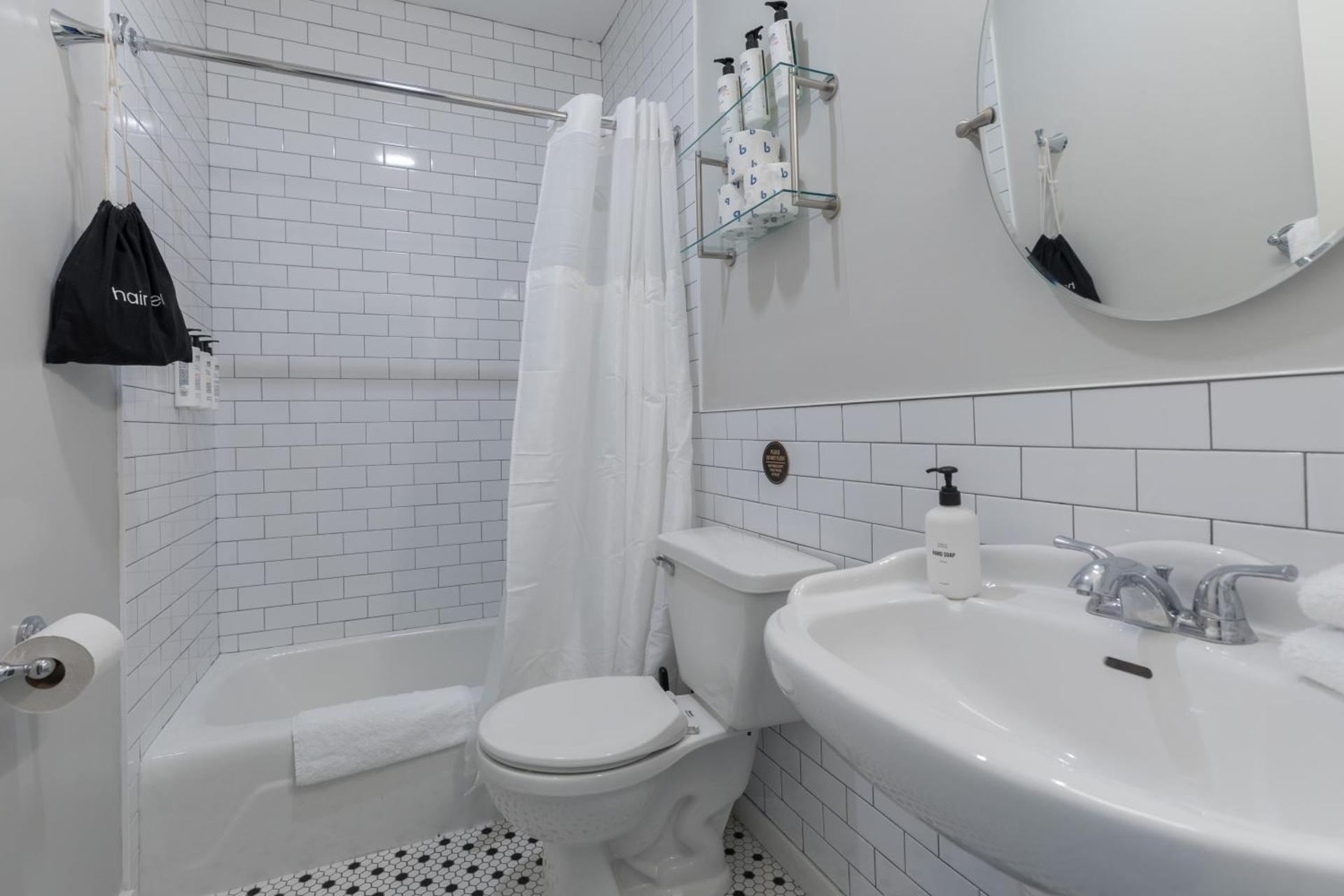 Prentiss House by Thatch