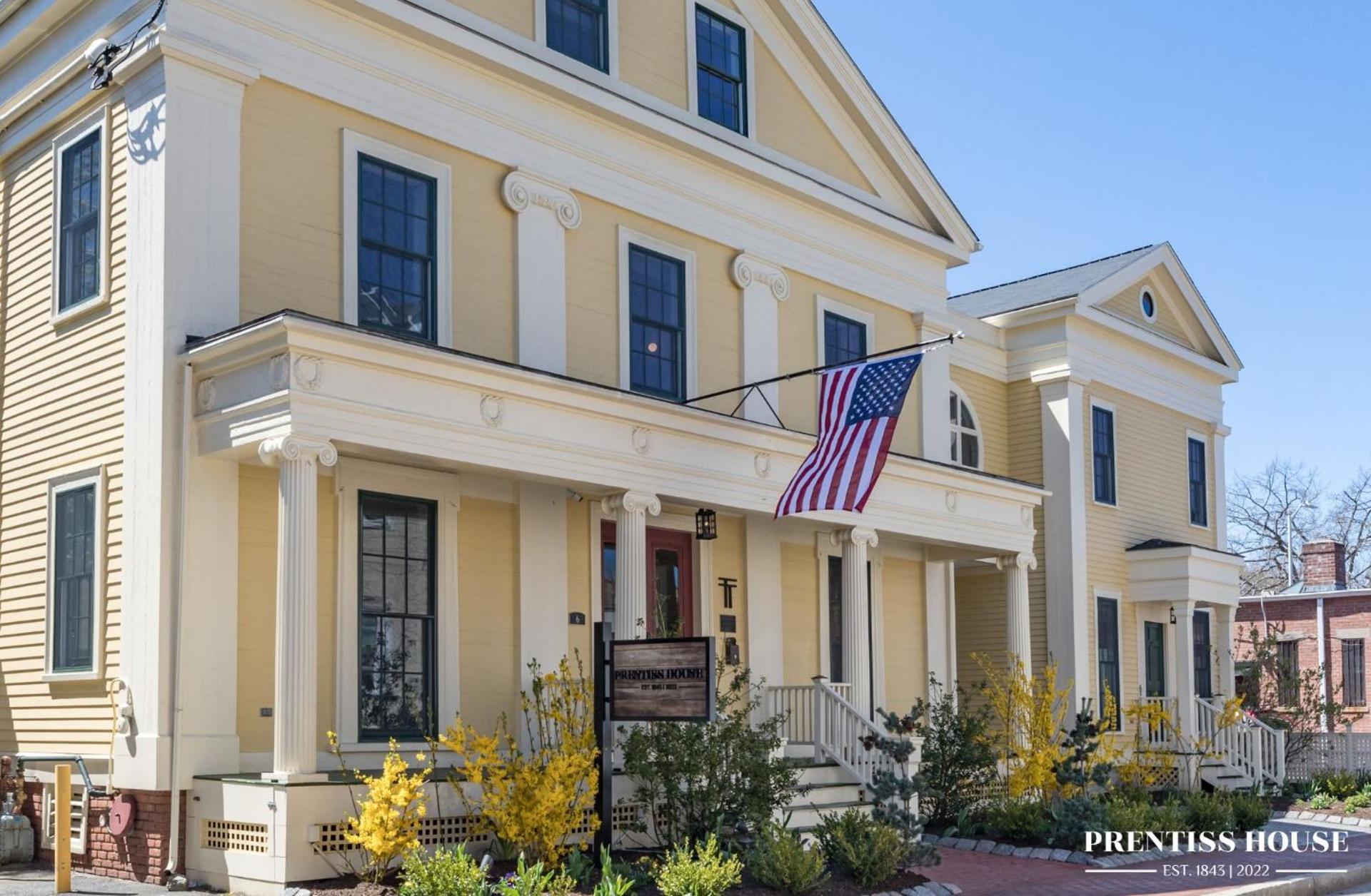 Prentiss House by Thatch