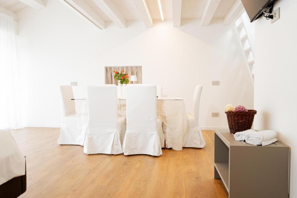 Villa Puri nella Valle dei Laghi