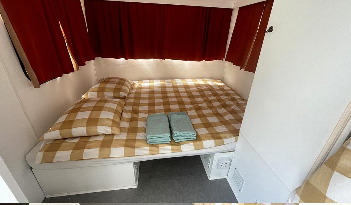 Vdb Lodge - coworking space - Work Relax & Sleep