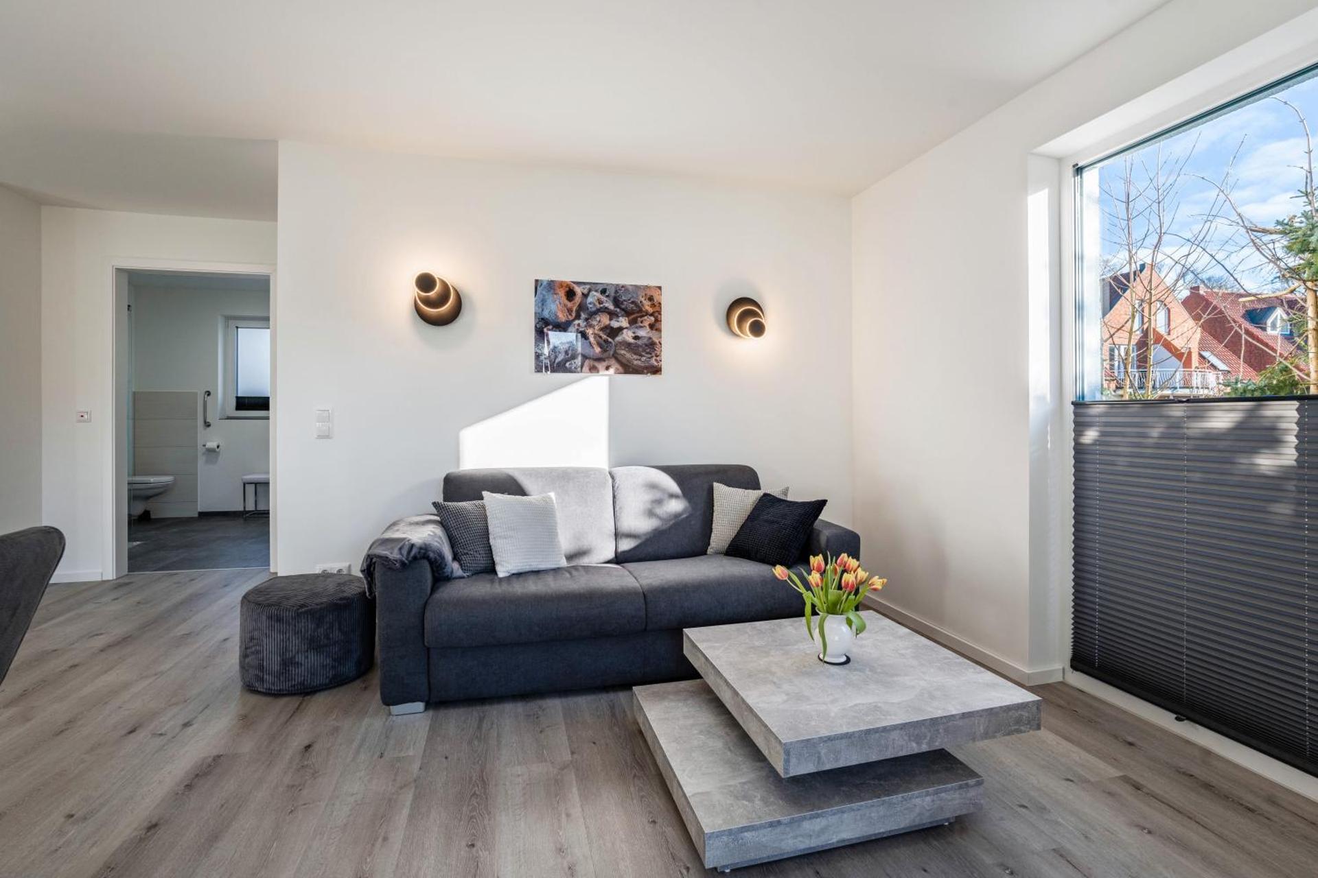 Superior One-Bedroom Apartment