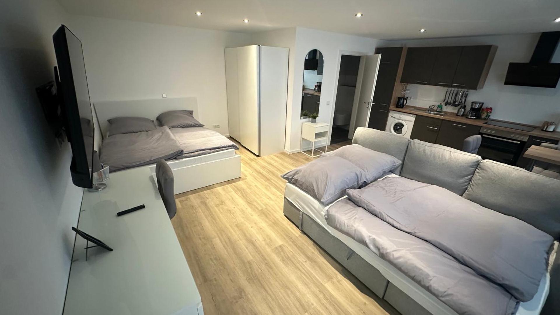 Communal lounge/ TV room