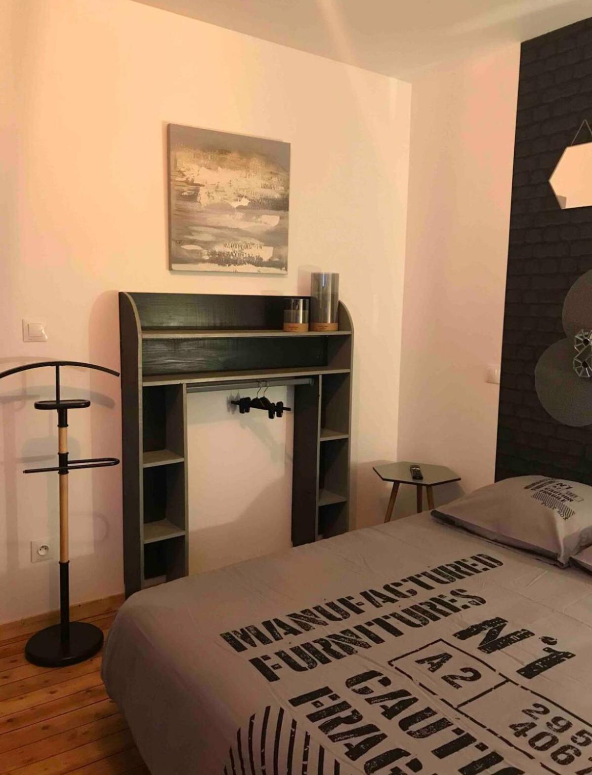 50 Nuances de Gris - Chambre privée dans une maison disposant de 4 autres chambres