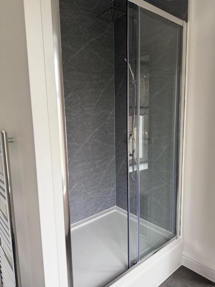 Town Centre Cosy Flat