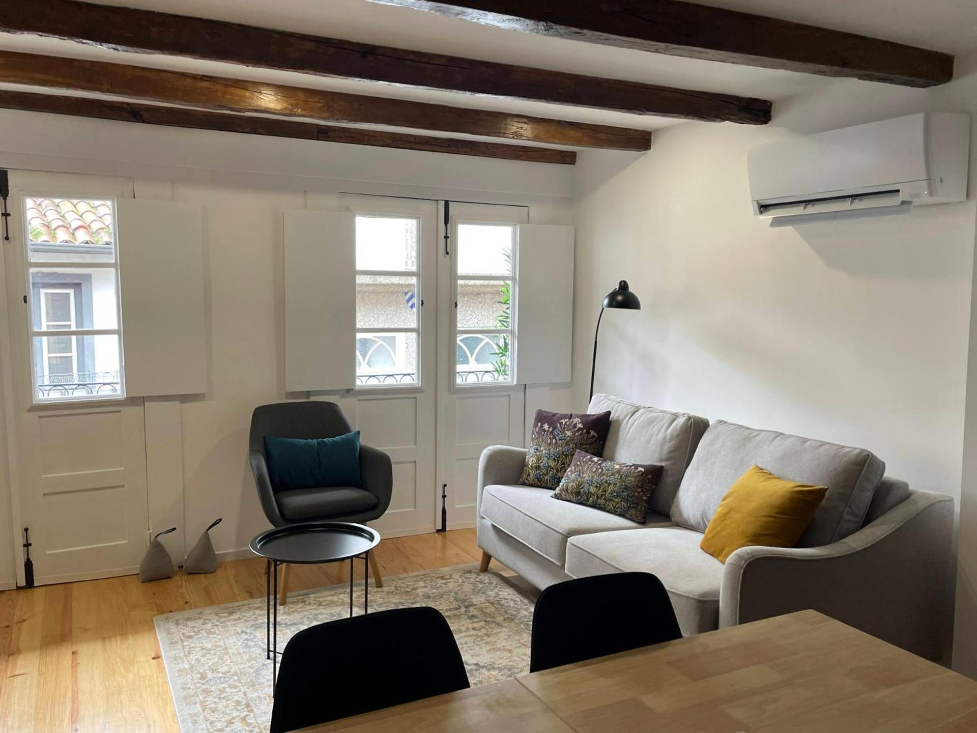 Egas Duplex Historic Centre