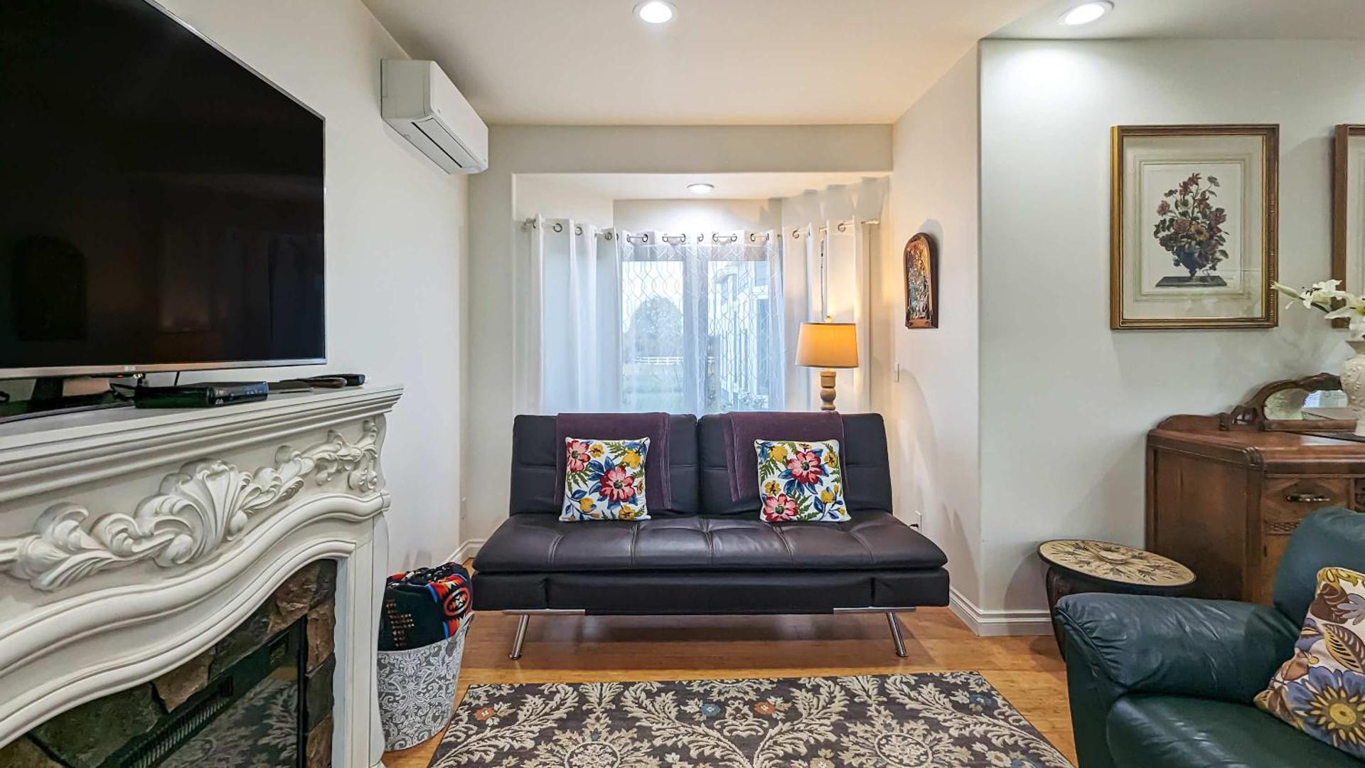 Sq Sequim Sunrise Apartment