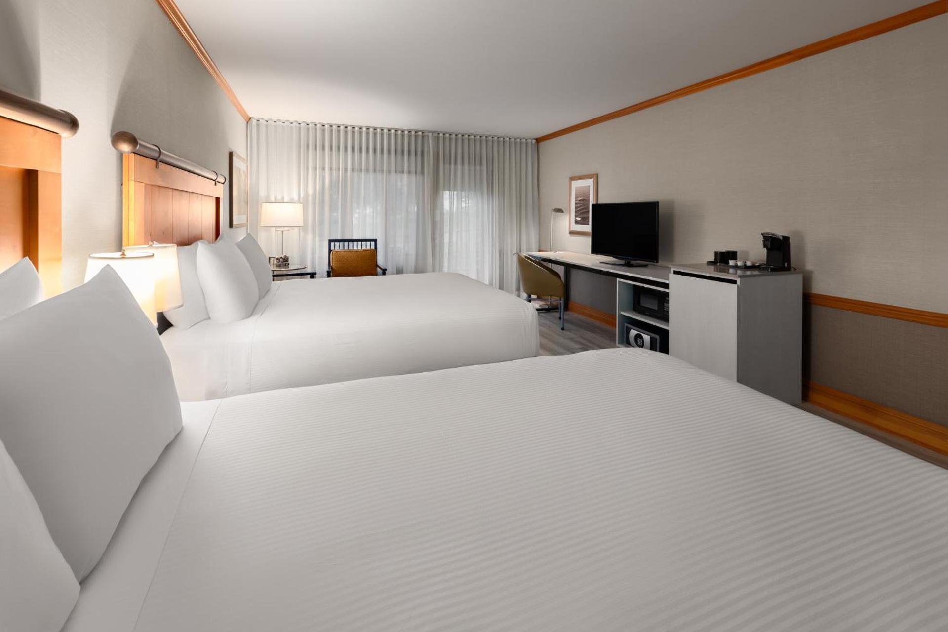 Queen Patio Room with Two Queen Beds - Non-Smoking