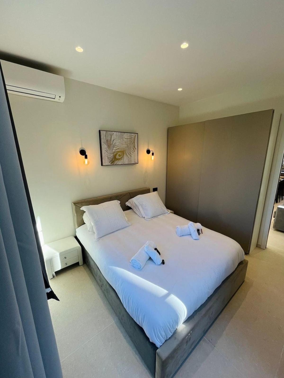 3 pièces en cœur de cannes