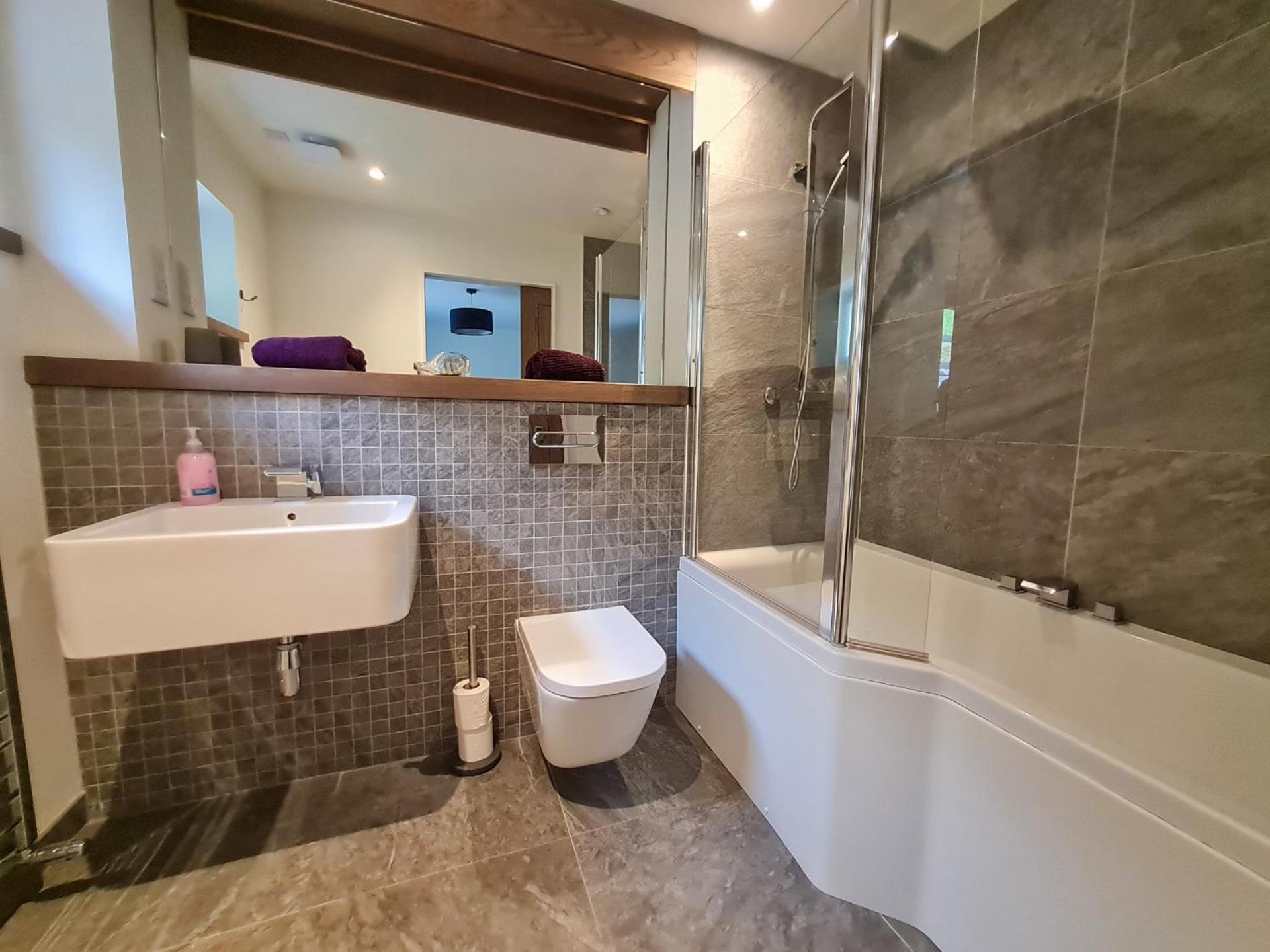 Skyelander Apartments