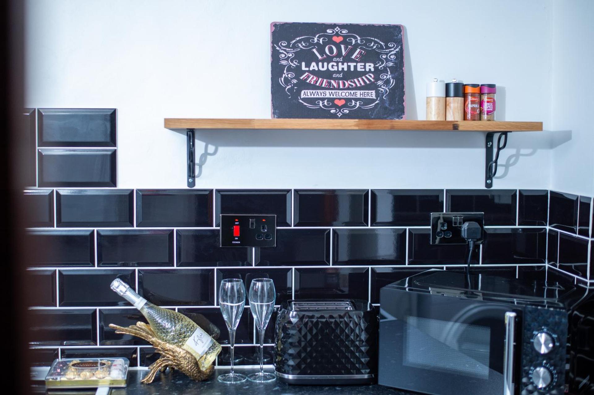 Sea View Top Floor Apartment