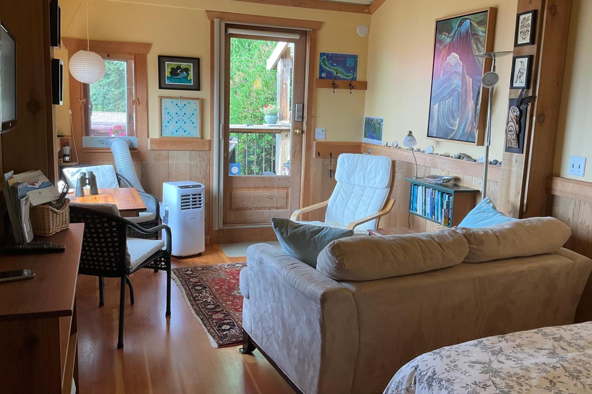 Blitz Beach House Oceanside Suite