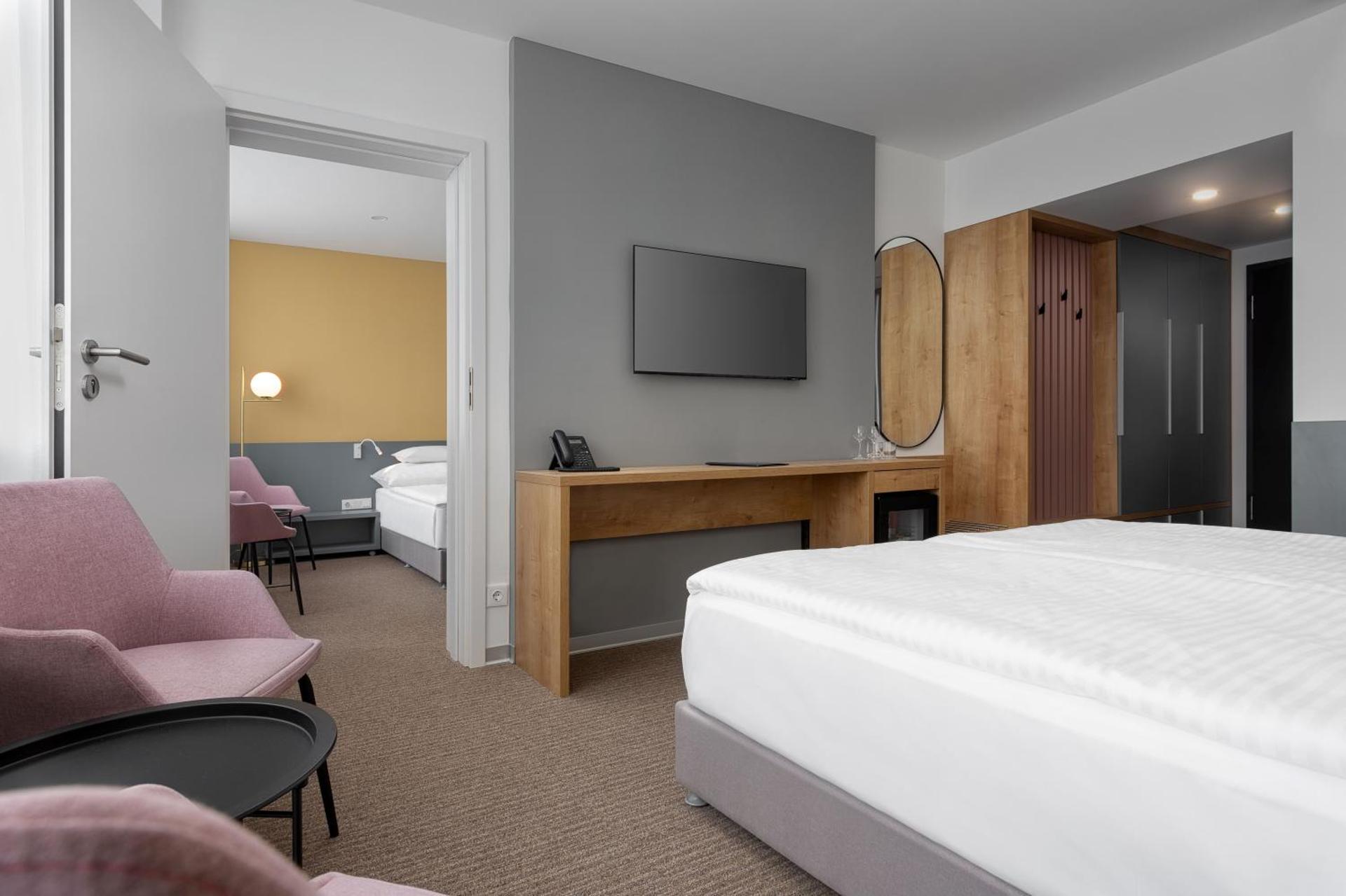 Photo of the whole room