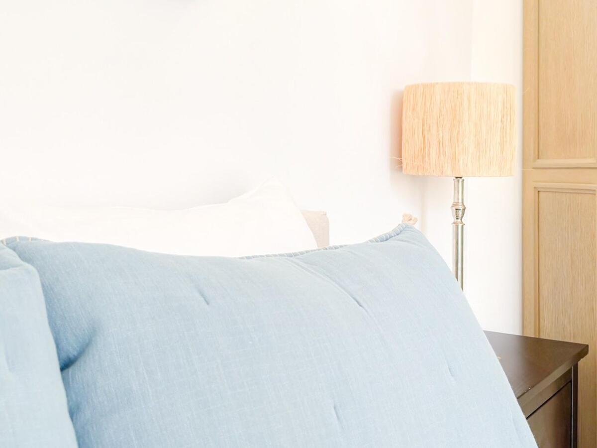 #12 1BDR Joffre, Central 5min from Old Town AC & WIFI