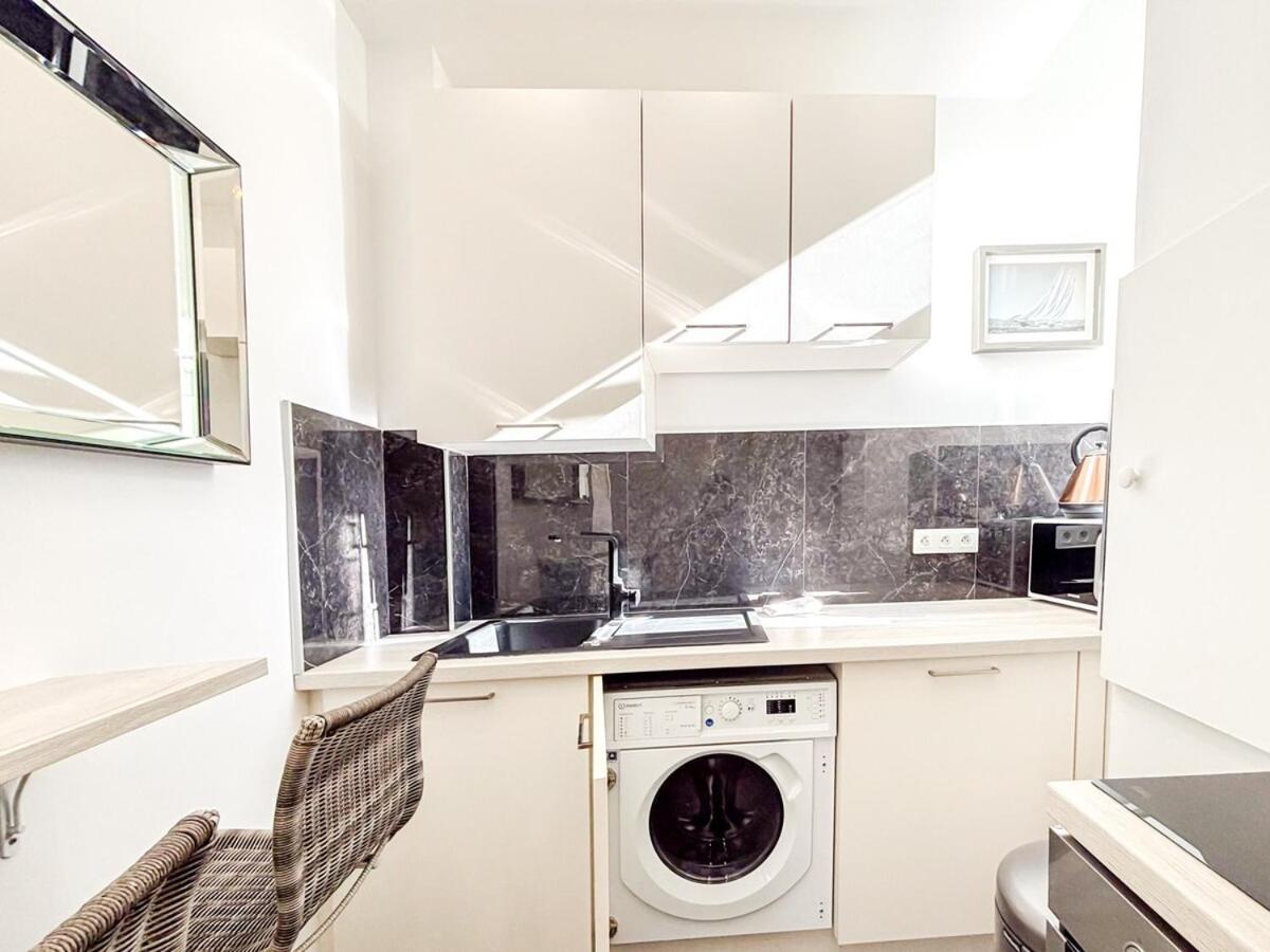 #12 1BDR Joffre, Central 5min from Old Town AC & WIFI