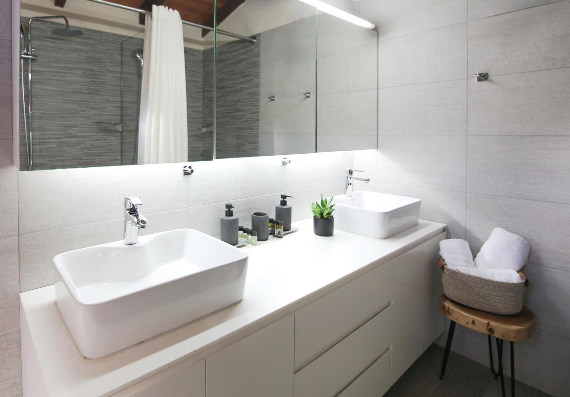 Oiti Mountain Apartments