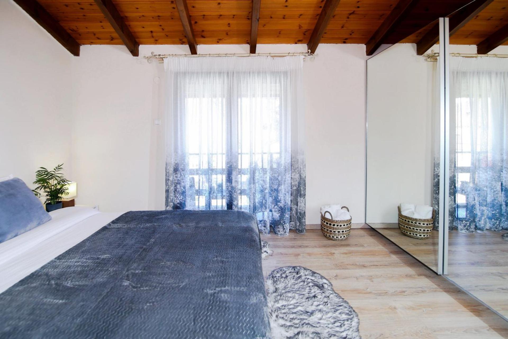 Oiti Mountain Apartments