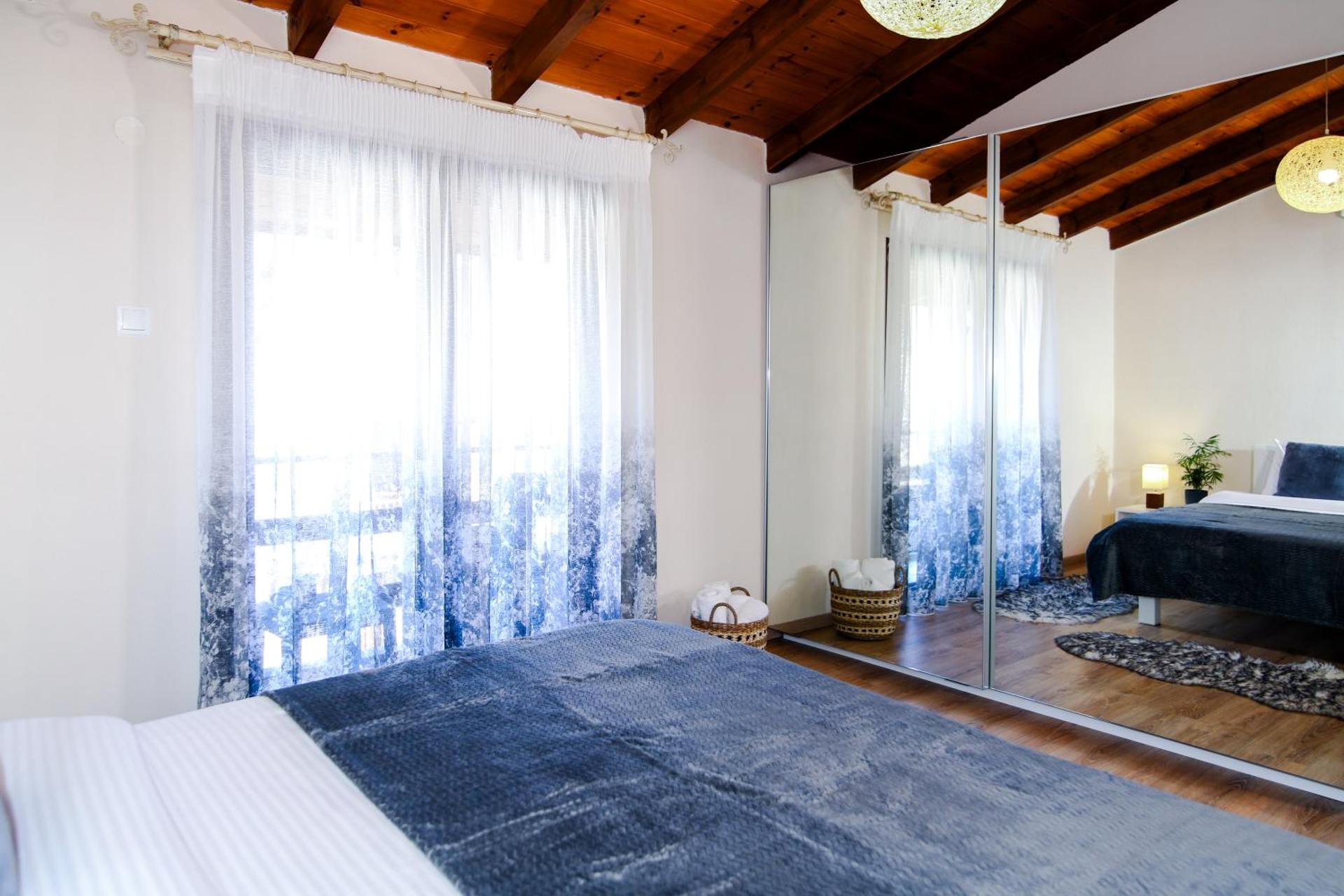 Oiti Mountain Apartments