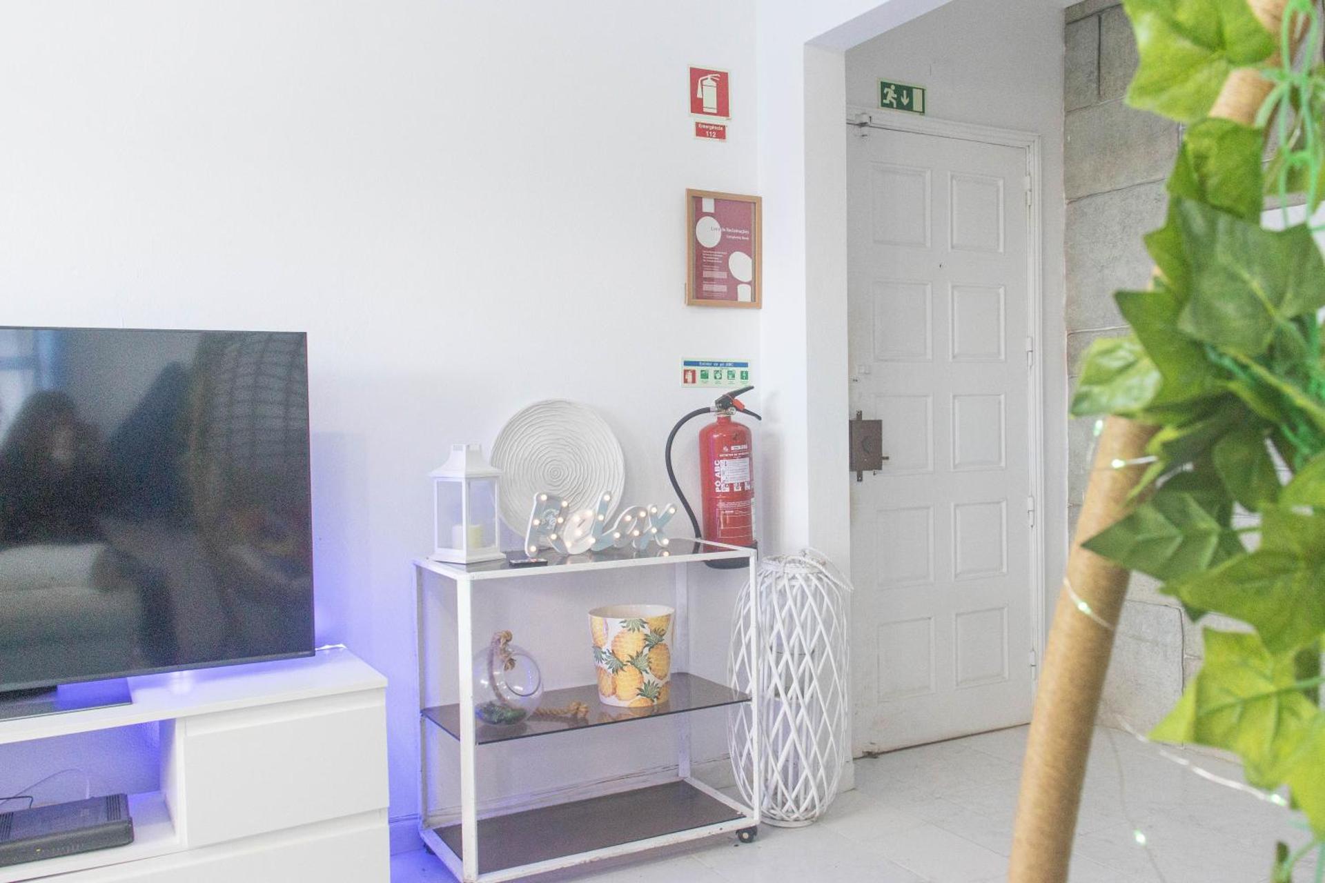 Communal lounge/ TV room