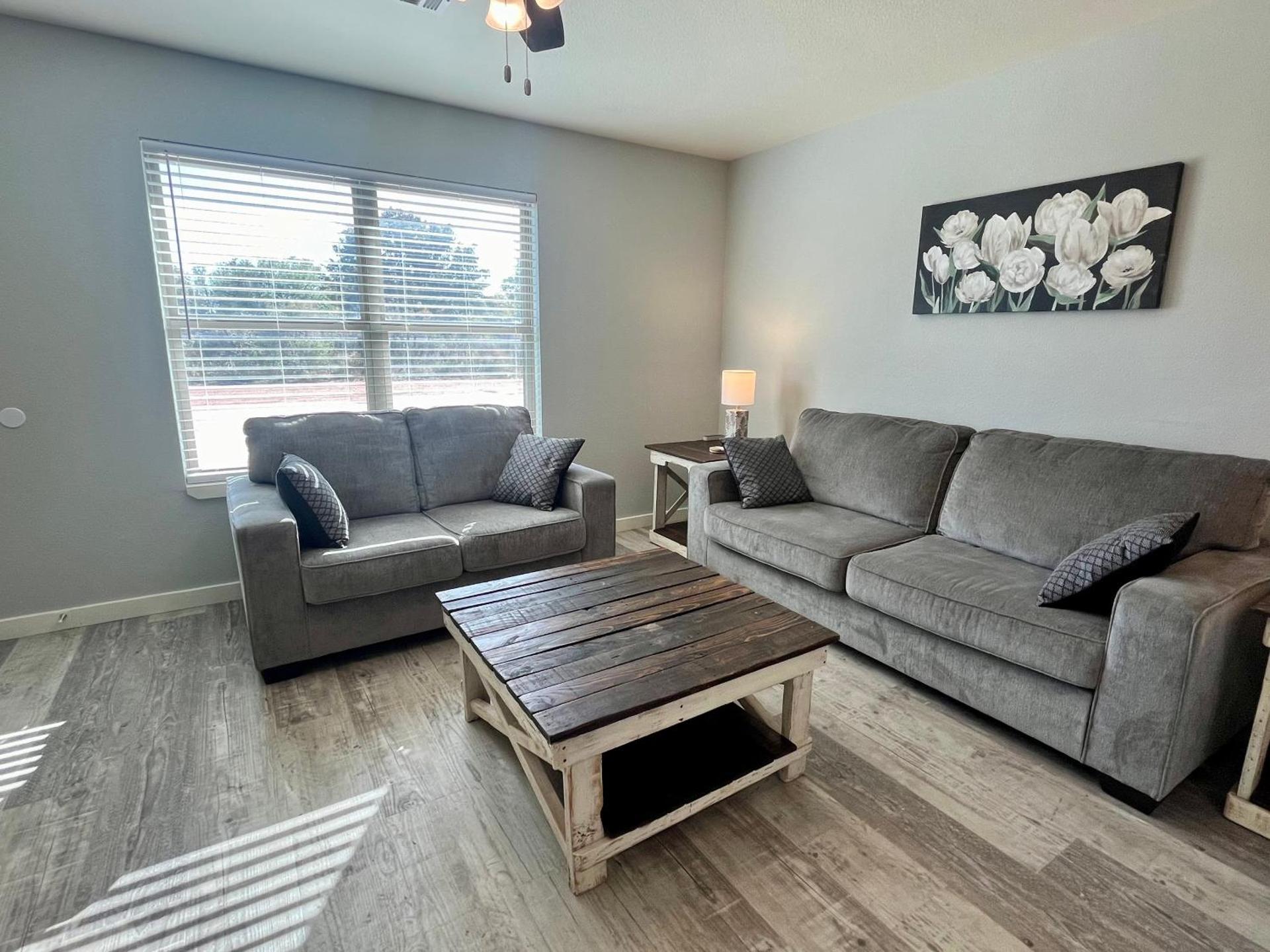 Perfect Location to Casino w King Beds