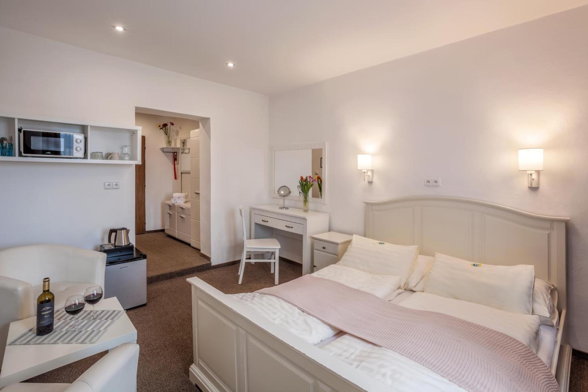 Double Room with Private Bathroom