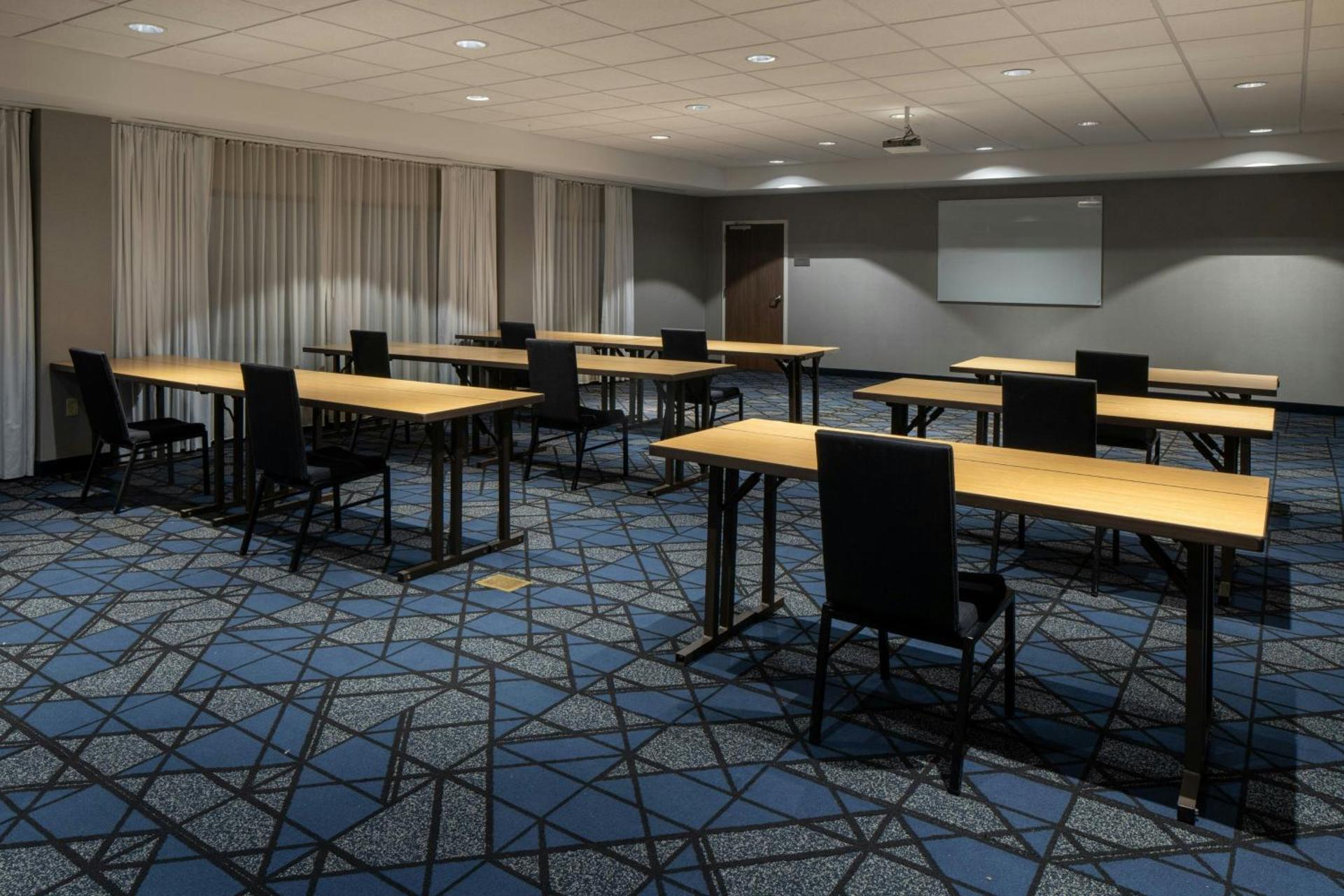 Meeting/conference room