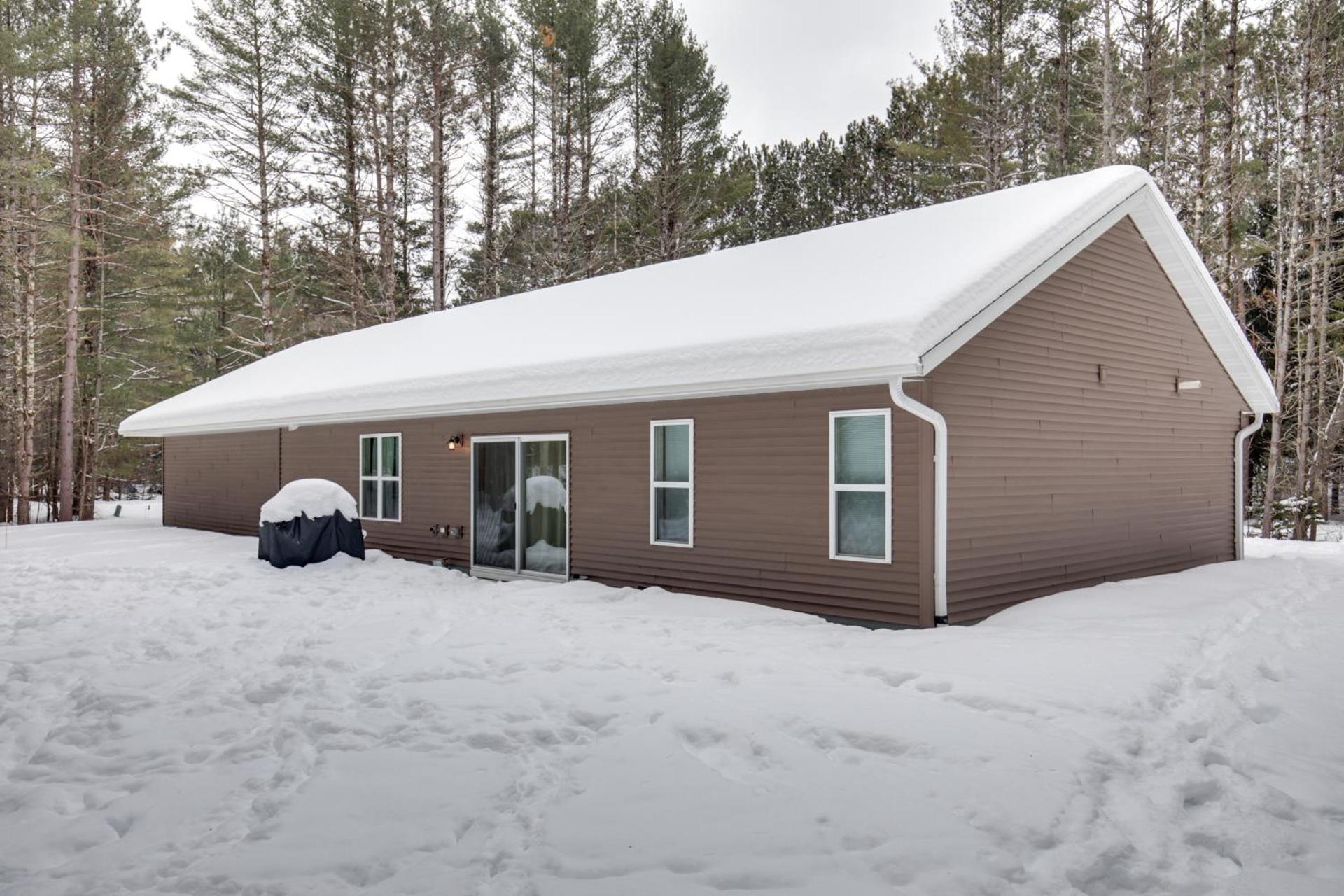 Northwoods Cabin - Near 3 Woodruff Lakes