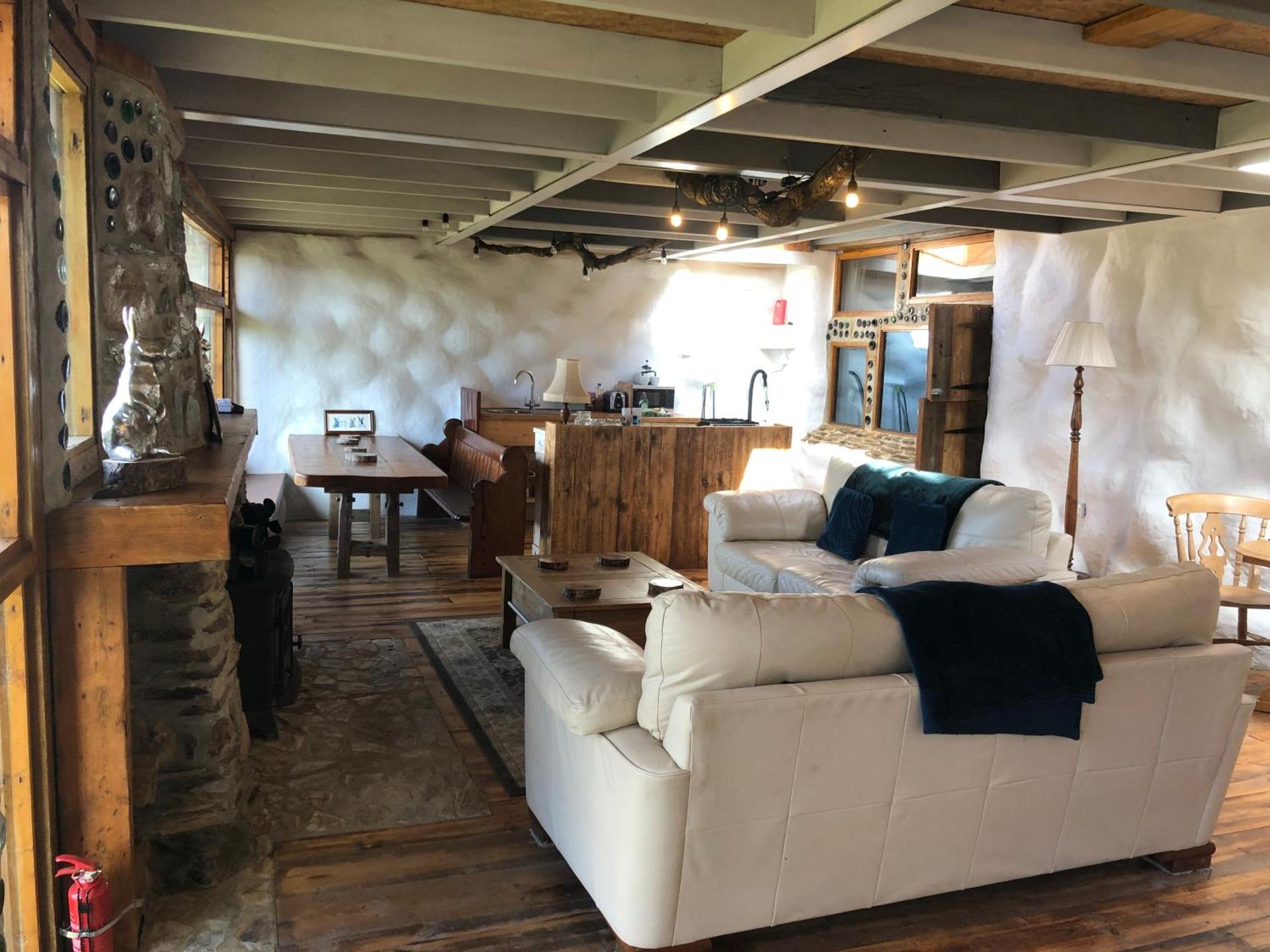 Rabbits 1or 2 bedroom hobbit style hillset earthen dartmoor eco home