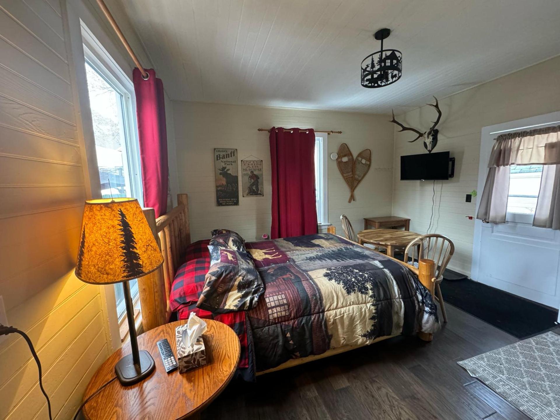 Holiday Lodge Cabins