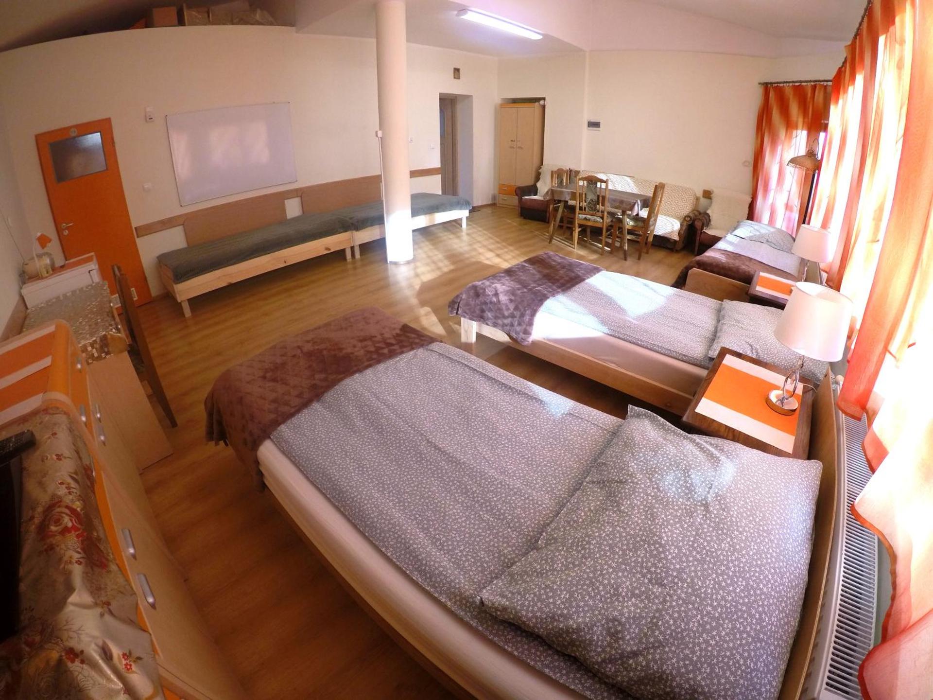 Pokoje gościnne, mieszkanie na wynajem w Świdniku k Lublina