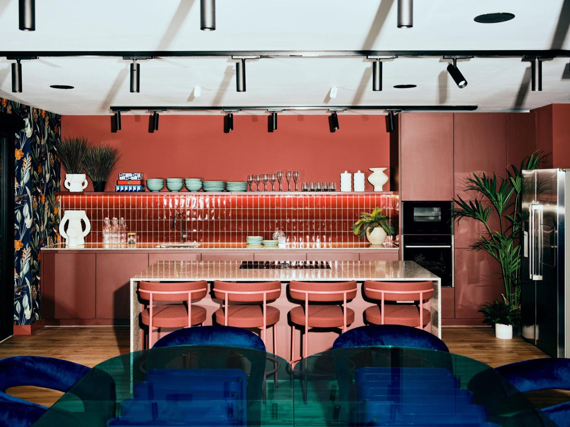 Communal lounge/ TV room