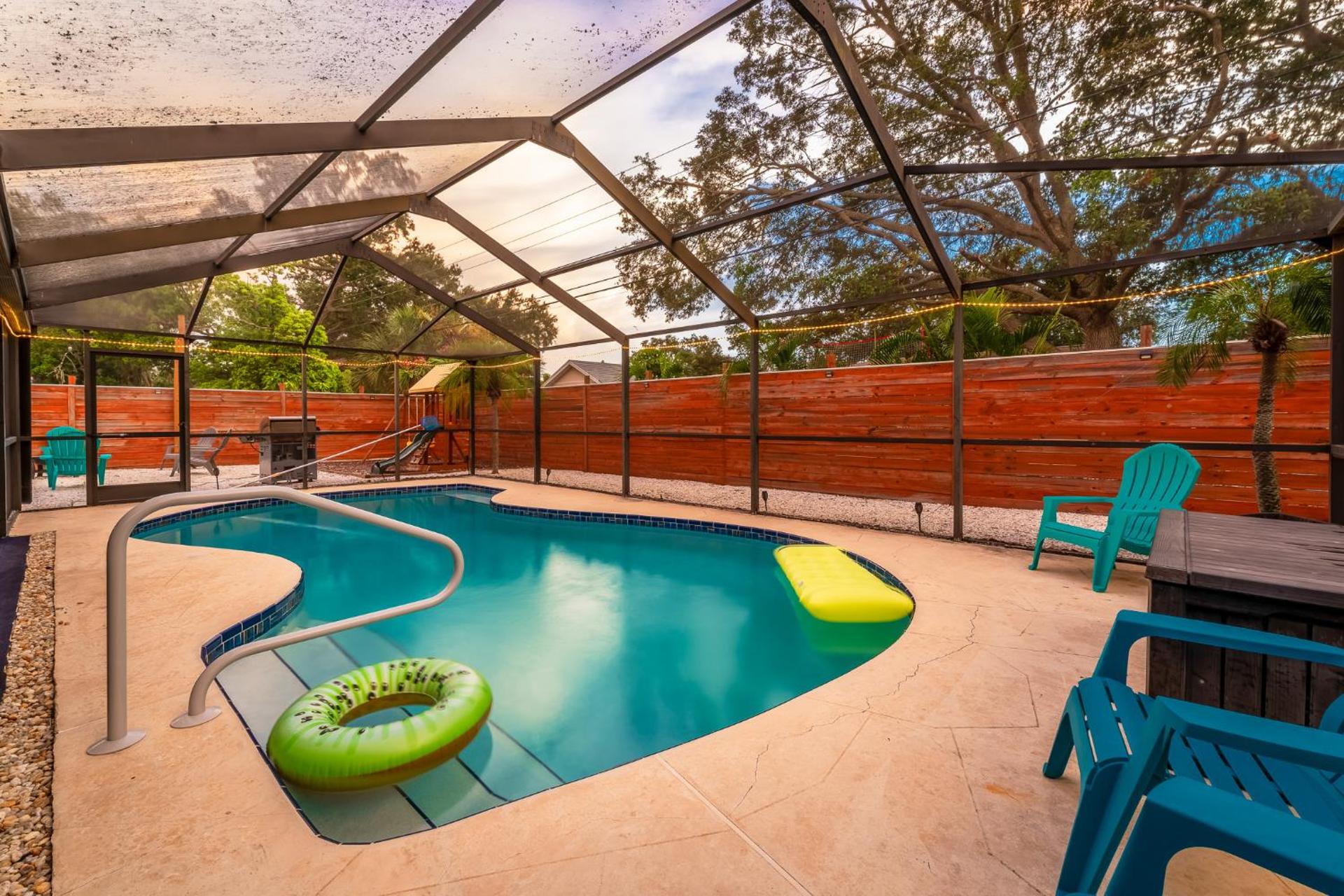 Tropical Oasis FL Largo