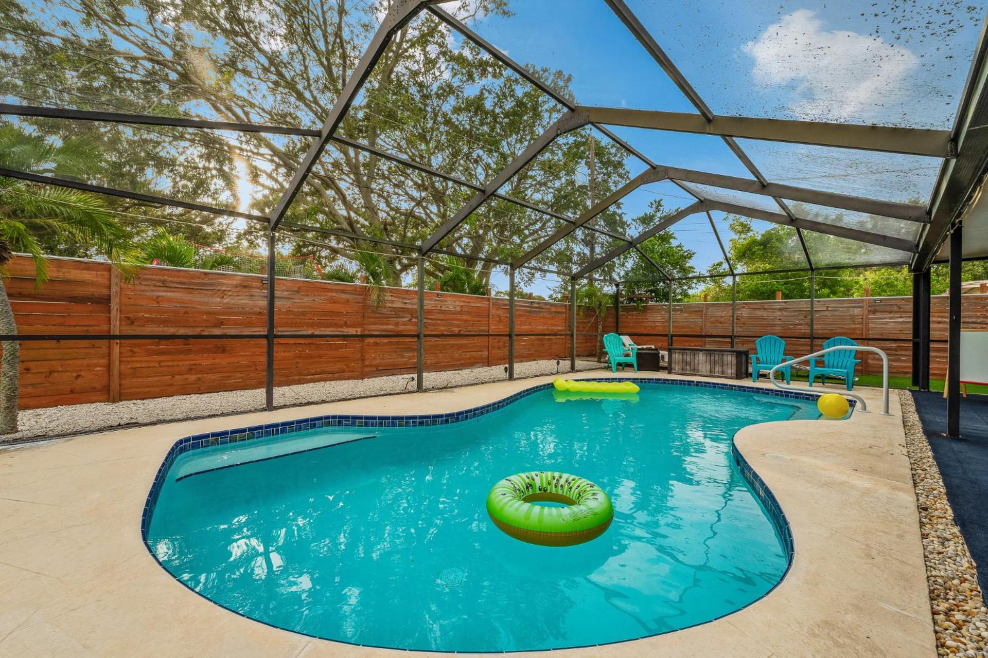 Tropical Oasis FL Largo